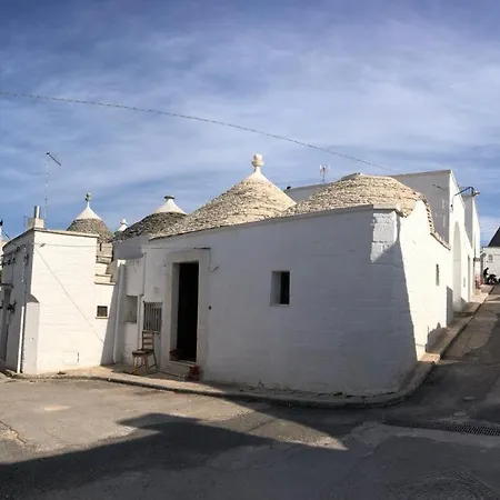 Il Trullo Di Zio Compare *